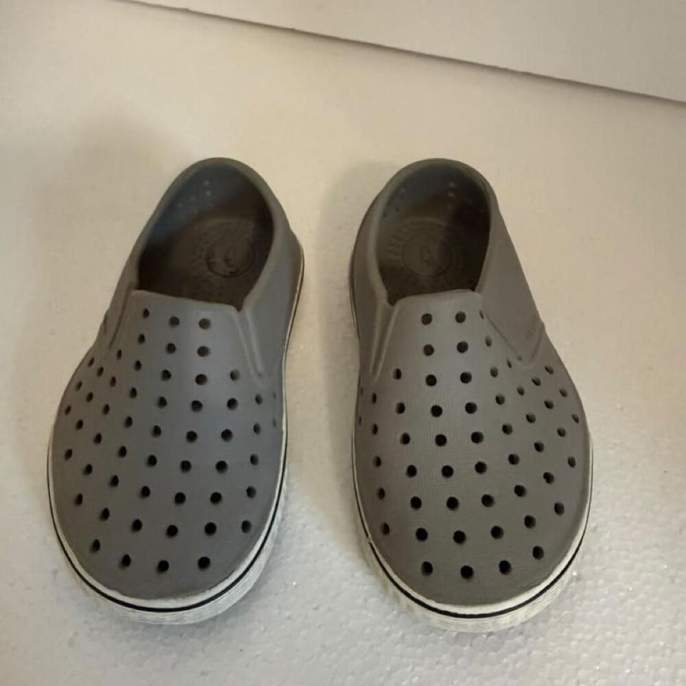Native Grey and Silver Clogs